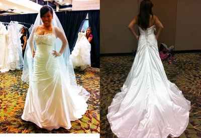My dress is here! **PICS**