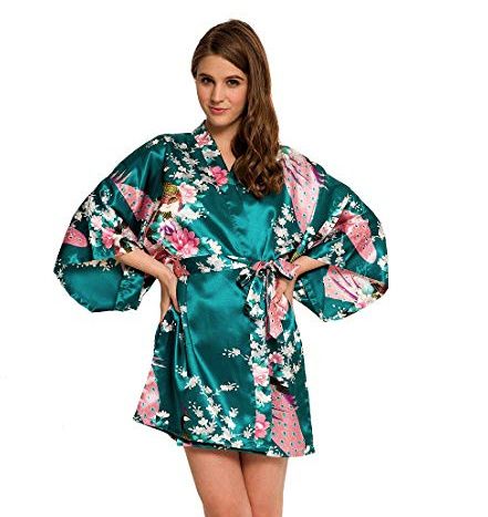 Bridesmaid robe color? In Theme or Random? 3