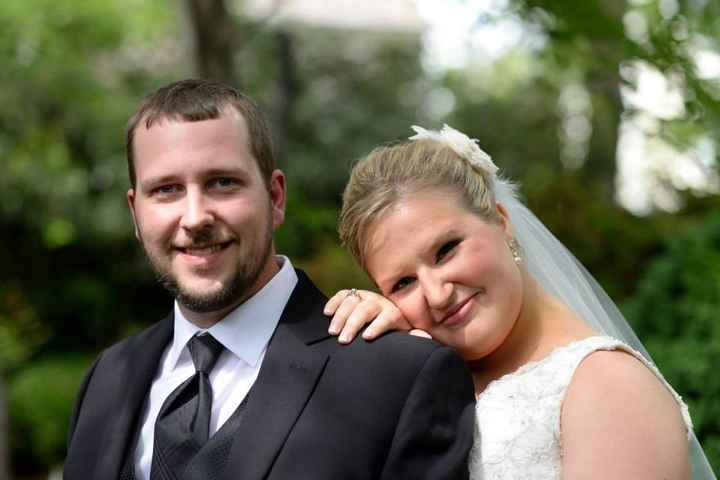 FIRST LOOK PICS ARE IN :)