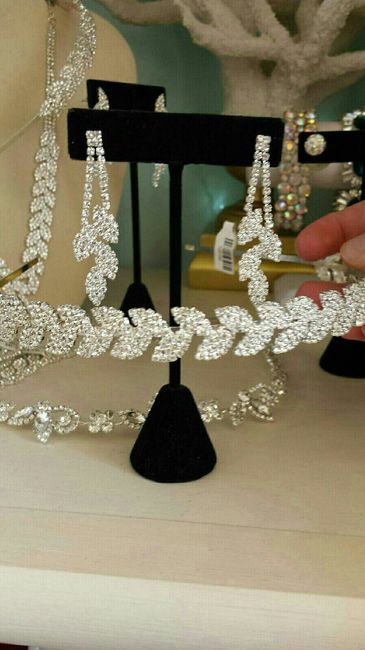 Veils - yes or no? 1
