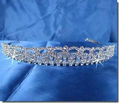 Help - where do i find a crystal tiara thats not $200?!?!?