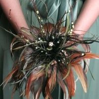 Is fake flowers that tacky?