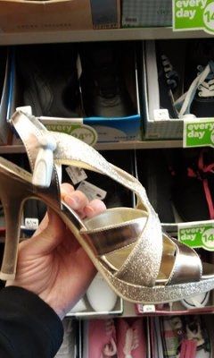progress!! weight loss & shoes *pics*