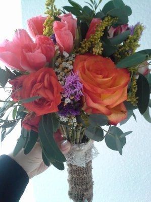 show off your bridal bouquets