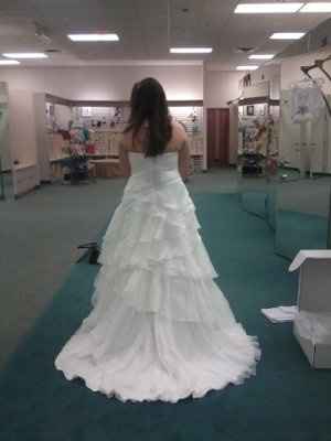 Lets see those dresses ladies!!!