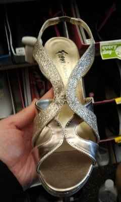 progress!! weight loss & shoes *pics*