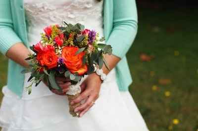 So Ladies Let's see your Wedding Gowns!