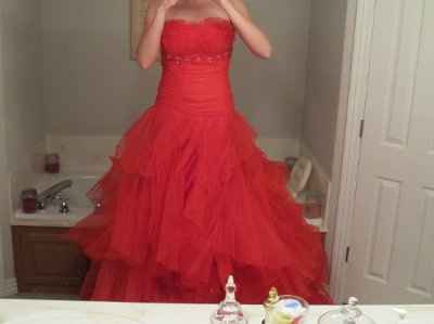 I want to see dresses