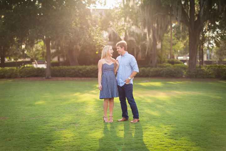 Show me your engagement photos!! :)