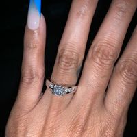 Brides of 2022! Show us your ring! - 1