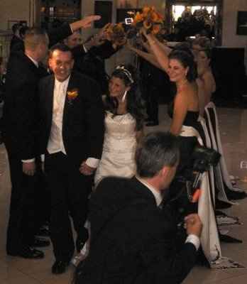 Anyone choose Black, White, and Silver as wedding colors?