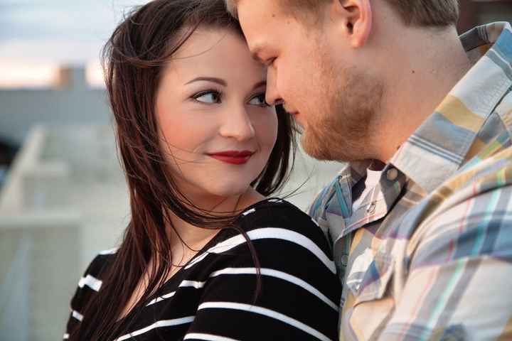 Show me your engagement photos!! :)