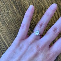 Brides of 2022! Show us your ring! - 1