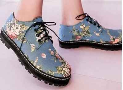 Vent: Curse my Tiny Feet!