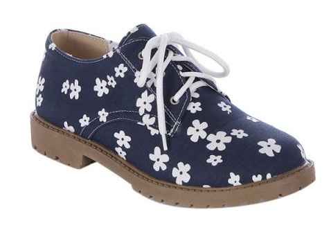 Vent: Curse my Tiny Feet!