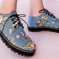 Vent: Curse my Tiny Feet!