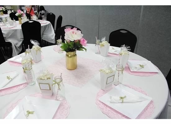 show me your engagement / bridal party decor!!