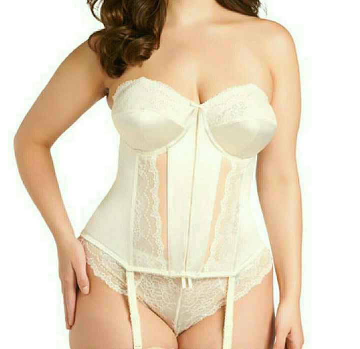 Under Garments! *paging MNA*