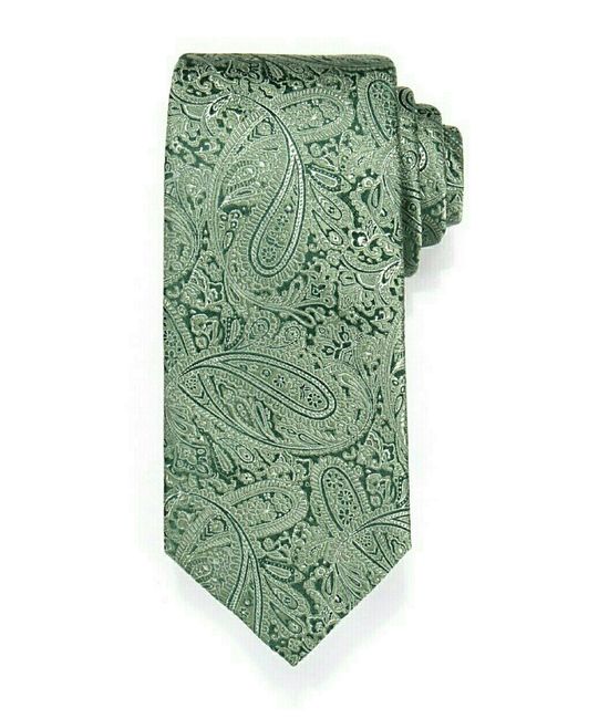 What are your grooms wearing?