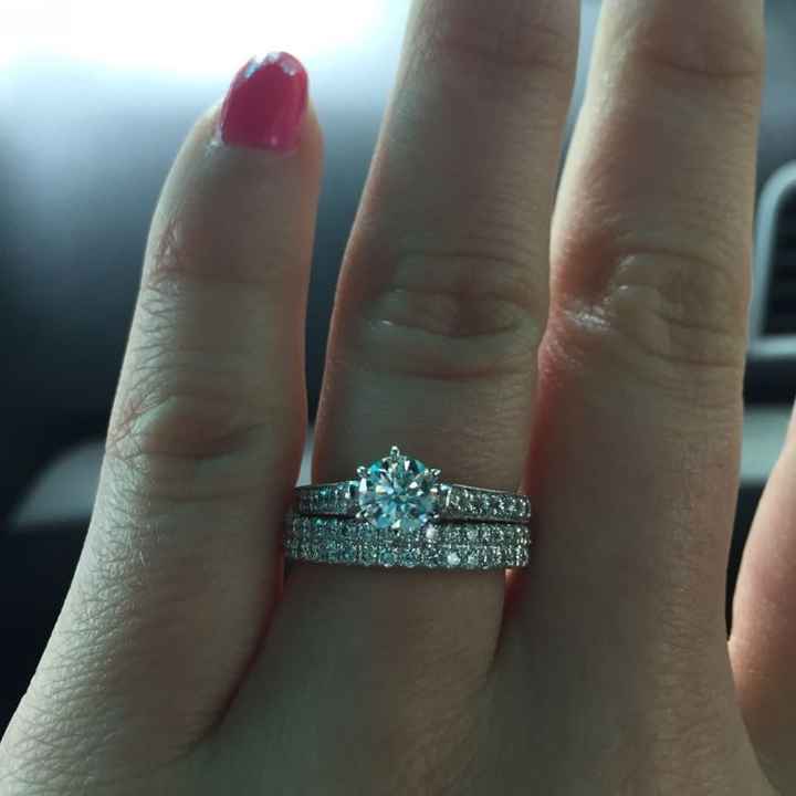 So sparkly....another ring thread.