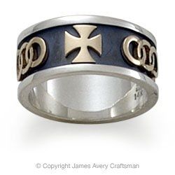 Hey Girls! What does your husband-to-be's wedding ring look like?