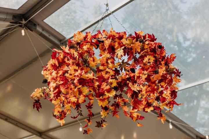 Fake floral centerpieces 10