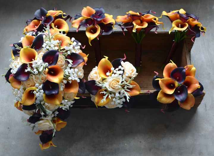Fake floral centerpieces 11