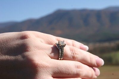 WR: Who here has pics of their e-rings and wedding bands? (PICS)