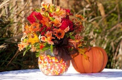 October brides!! what colors are you using?