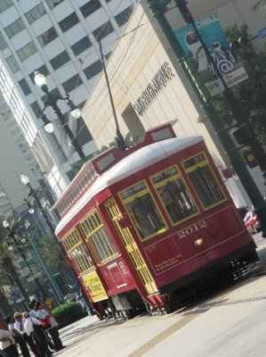 New Orleans "Mardi Gras" Honeymoon. What should we expect?