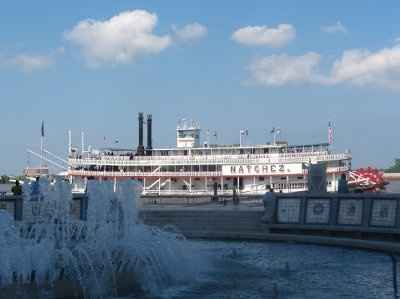 New Orleans "Mardi Gras" Honeymoon. What should we expect?