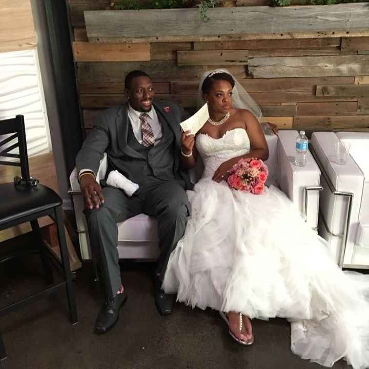 BAMMMM!! I'm married now!! :)