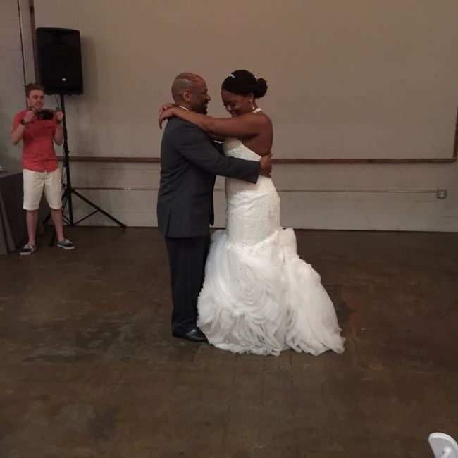 BAMMMM!! I'm married now!! :)