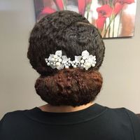 BAMMMM!! I'm married now!! :)