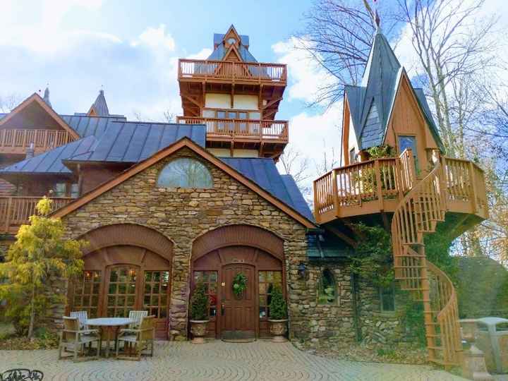 Landoll's Mohican Castle