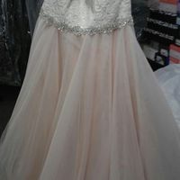 Dress necklace or no?