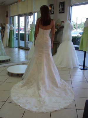 Hairstyle to match dress? - picture included