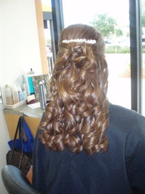Hairstyle to match dress? - picture included