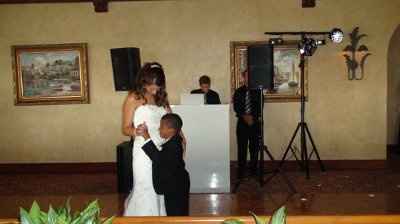 I'm married!!! *pics included*