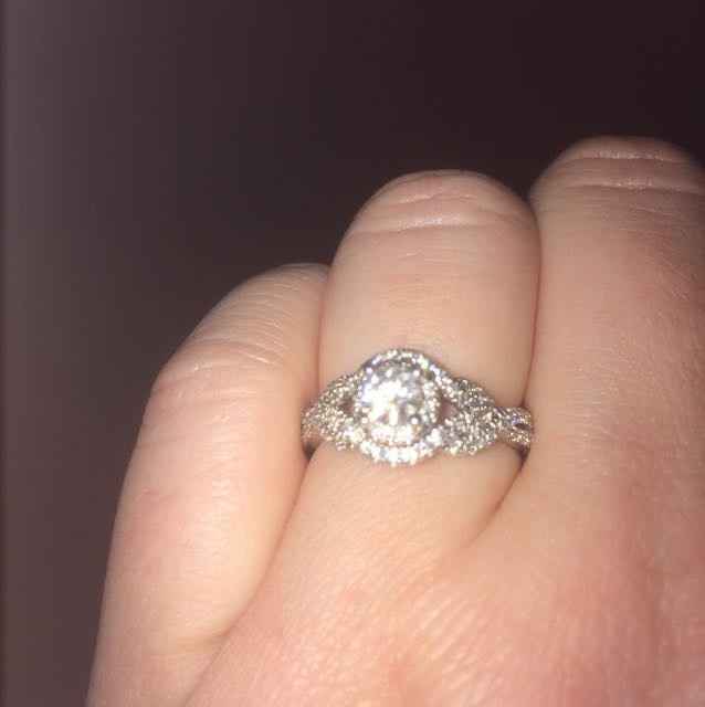 Let's see those beautiful rings lady's!