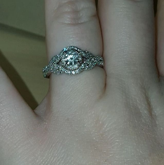 Let's see those rings! And for the Mrs lets see the bands with it ! I LOVE seeing everyone's bling:)