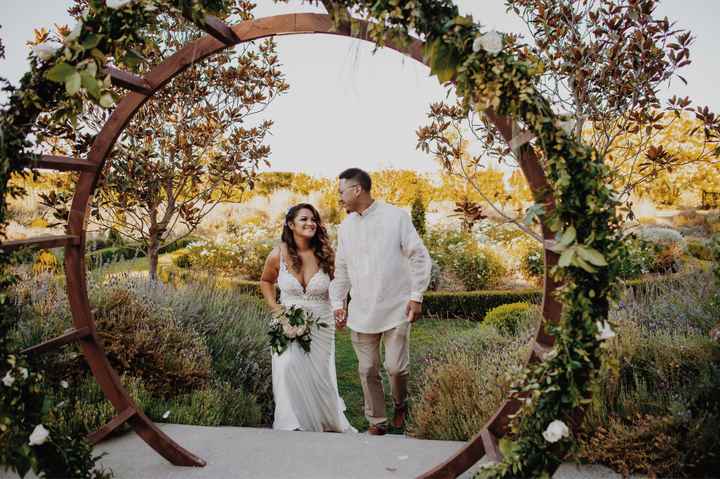 Greenery and florals - 1