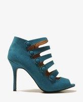 gettin' on the shoe bandwagon... opinion needed