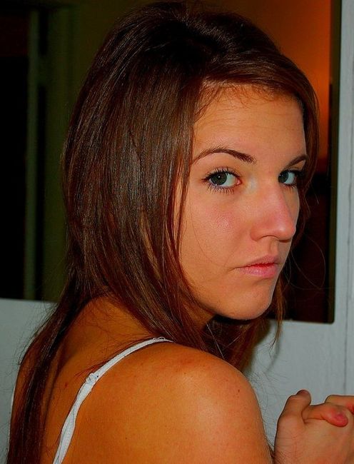 Still haven't figure it out... what hair color...?!