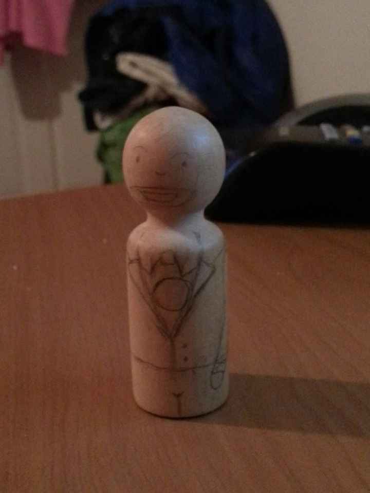 Beginnings of my DIY wood peg topper thingy