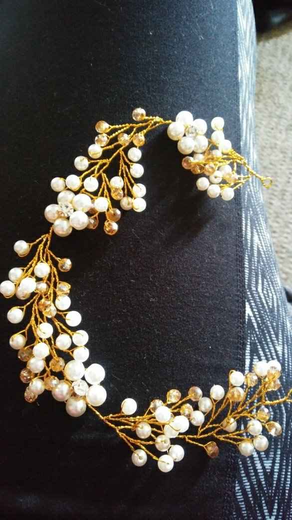 Should my jewelry match my headpiece and shoes? - 6