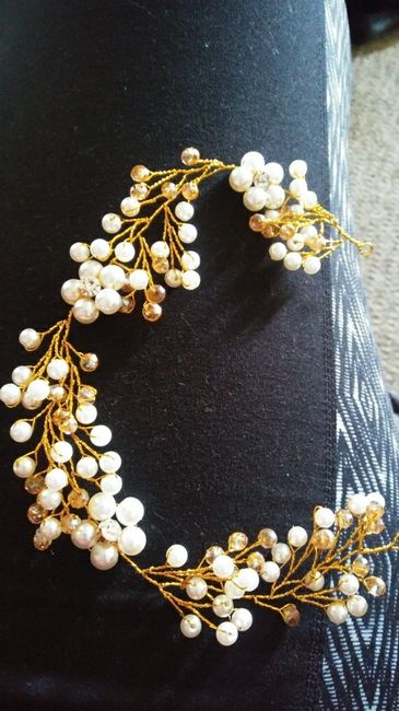 Should my jewelry match my headpiece and shoes? - 6