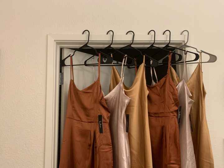 Mismatched bridesmaid dresses? - 1