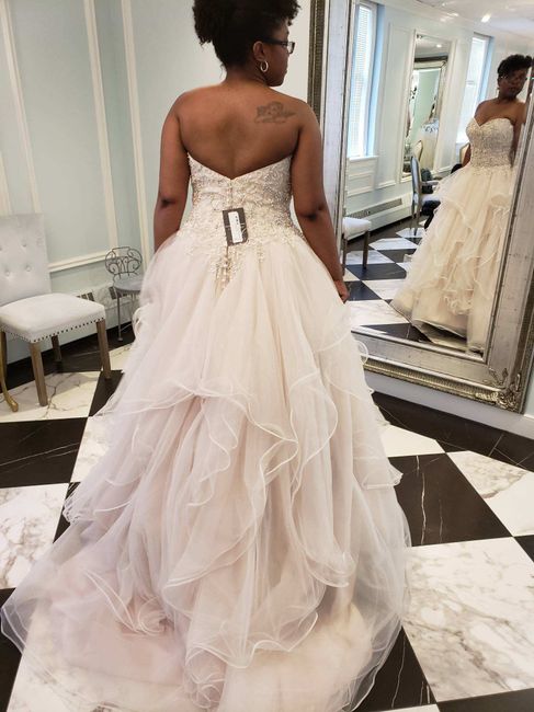 Who wants to share their gorgeous dress photos with me? - 3