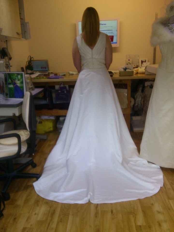 Share your non strapless dress please :)
